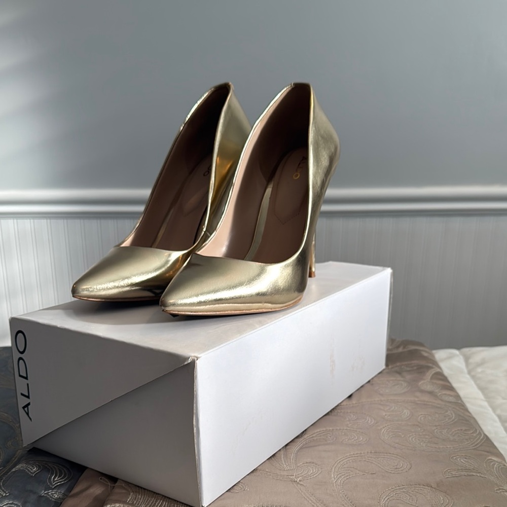Aldo Metallic Gold Pumps